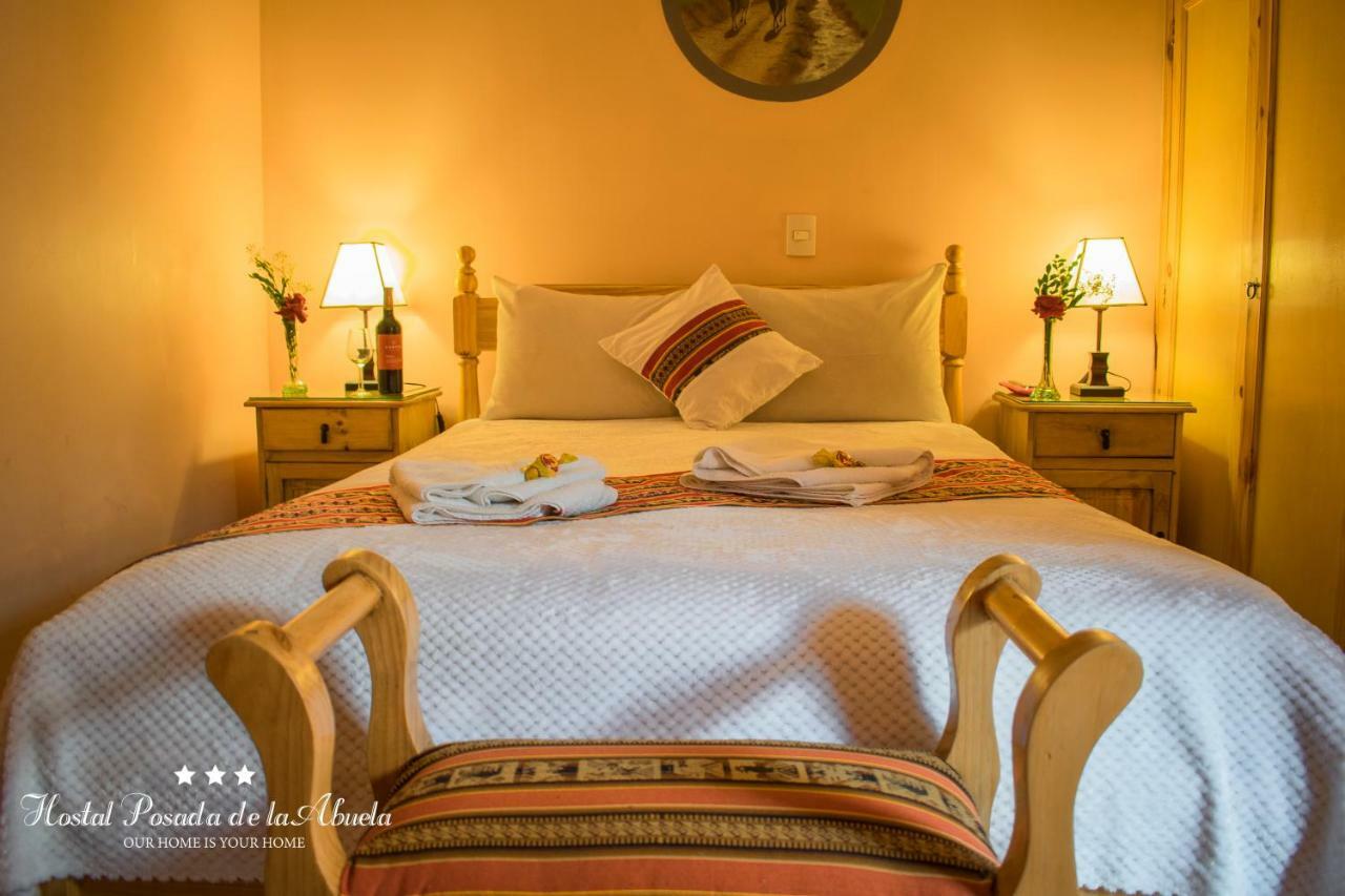 La De La Abuela Inn